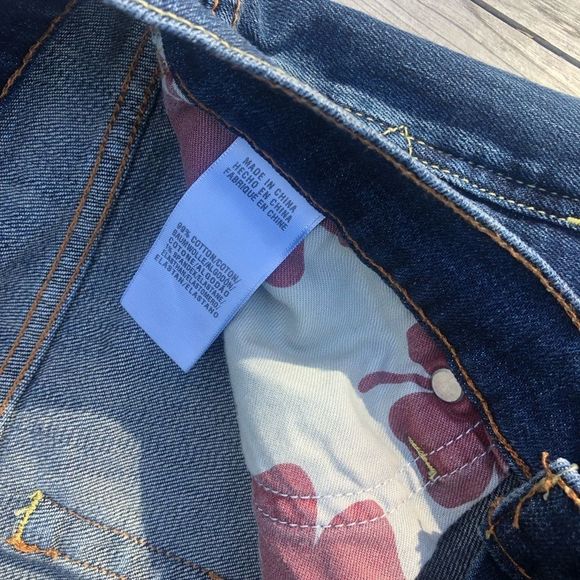 Lucky Brand Crop Jeans, Mid Rise, Size 8 - Picture 9 of 12